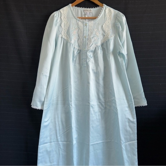 Miss Elaine Other - Miss Elaine Blue Lace Embroidered Night Gown S Long Sleeve 45 inch length